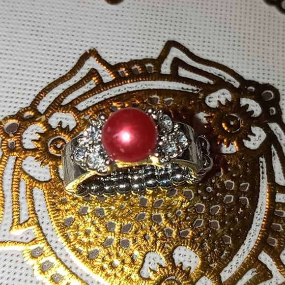 Ring - Picture 2 of 2
